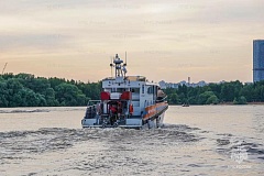 Сотрудники ГИМС столичного управления МЧС России патрулируют водную акваторию