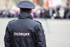Участковый уполномоченный полиции Войковского района Москвы задержал подозреваемого в краже одежды из магазина